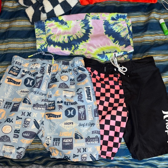 3 boys swim suit - Picture 1 of 8